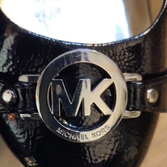 Michael Kors Black Flats with Sophisticated Ornamentation - Picture 3 of 7